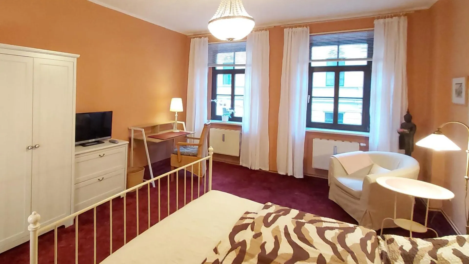 City-Ferienwohnungen-Dresden - Zentral Gelegen Im Haus Louisenstrasse 11 - Dresden-Neustadt