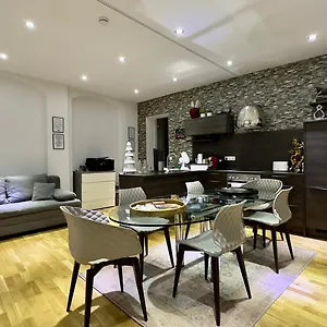 Beefree Loft L Beletage Im Stadtpalais I Whirlpool I Metro Apartment Nürnberg