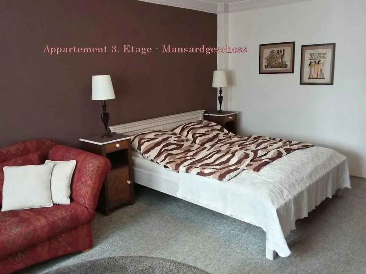 Apartment City-Ferienwohnungen-Dresden&Cottage im Garten - zentral in der Neustadt Louisenstrasse Deutschland