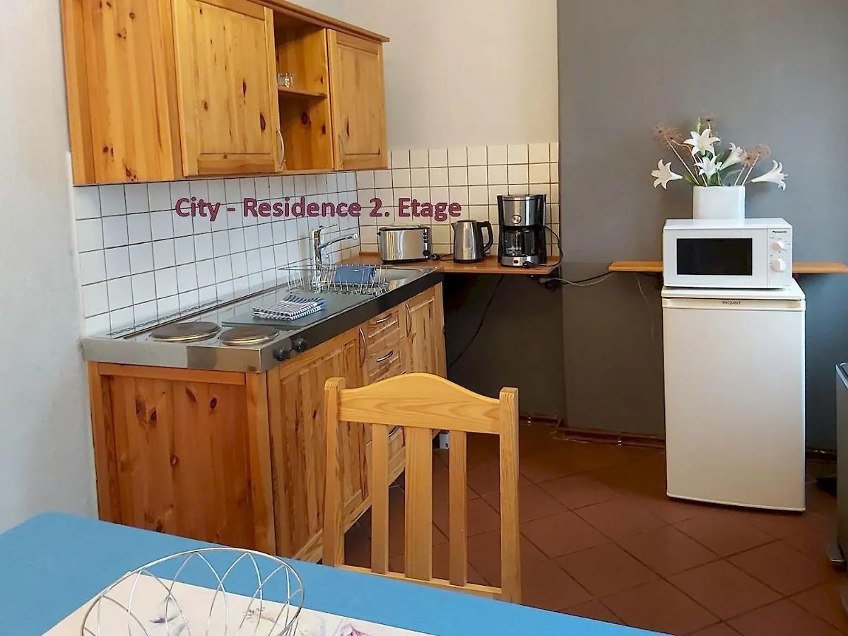 City-Ferienwohnungen-Dresden&Cottage im Garten - zentral in der Neustadt Louisenstrasse 0*, Dresden