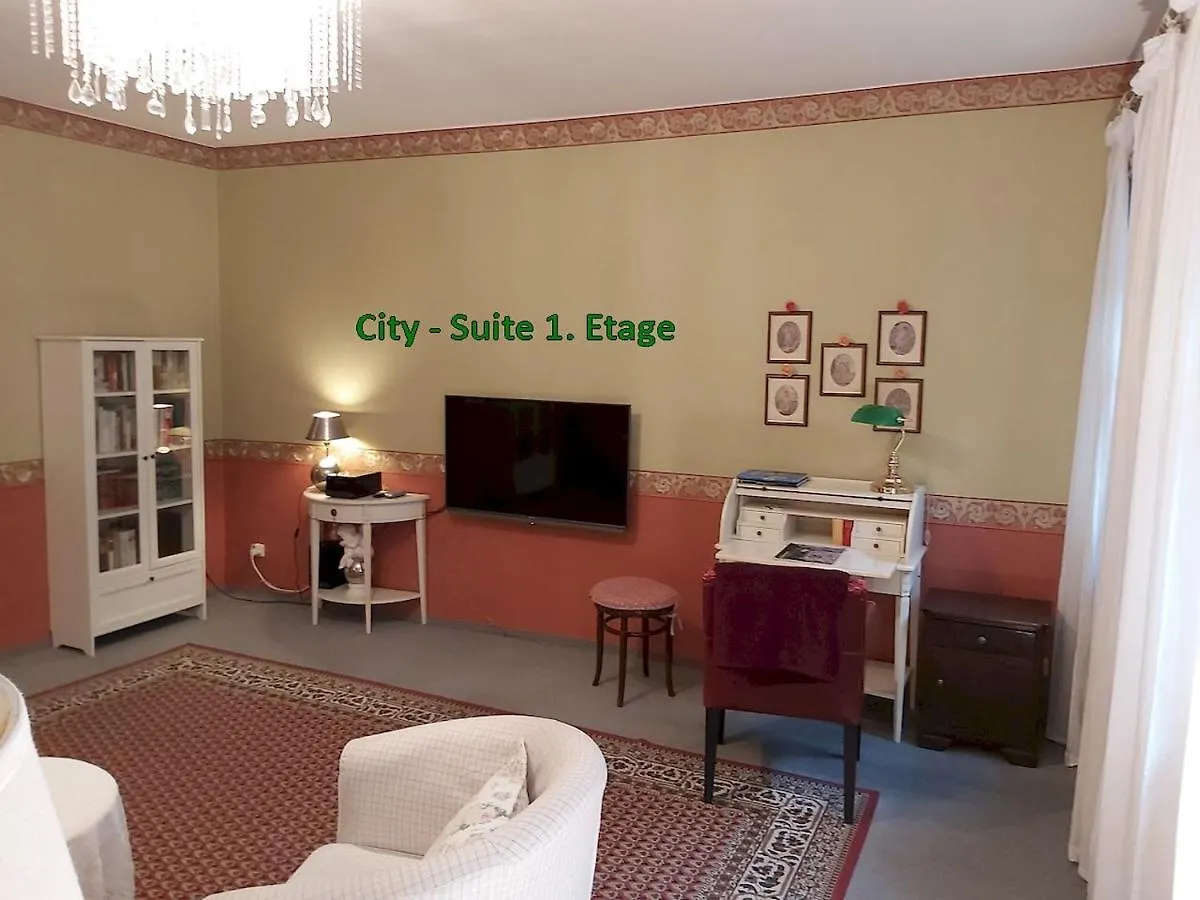 City-Ferienwohnungen-Dresden - Zentral Gelegen Im Haus Louisenstrasse 11 - Dresden-Neustadt Apartment