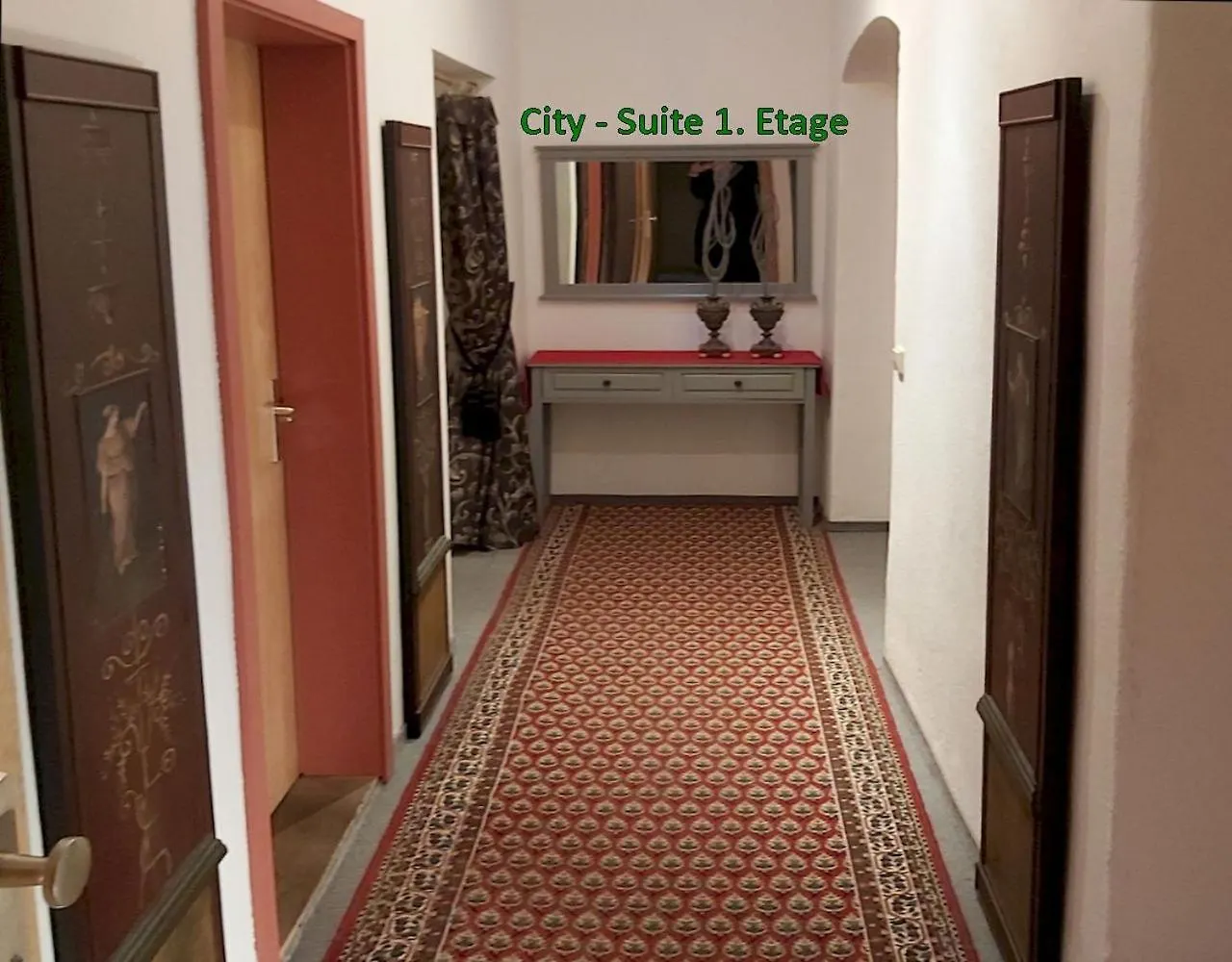 City-Ferienwohnungen-Dresden - Zentral Gelegen Im Haus Louisenstrasse 11 - Dresden-Neustadt Apartment Dresden