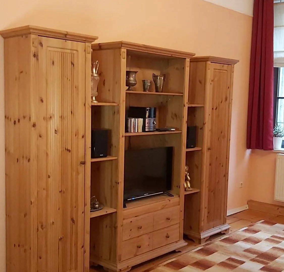 City-Ferienwohnungen-Dresden - Zentral Gelegen Im Haus Louisenstrasse 11 - Dresden-Neustadt Dresden